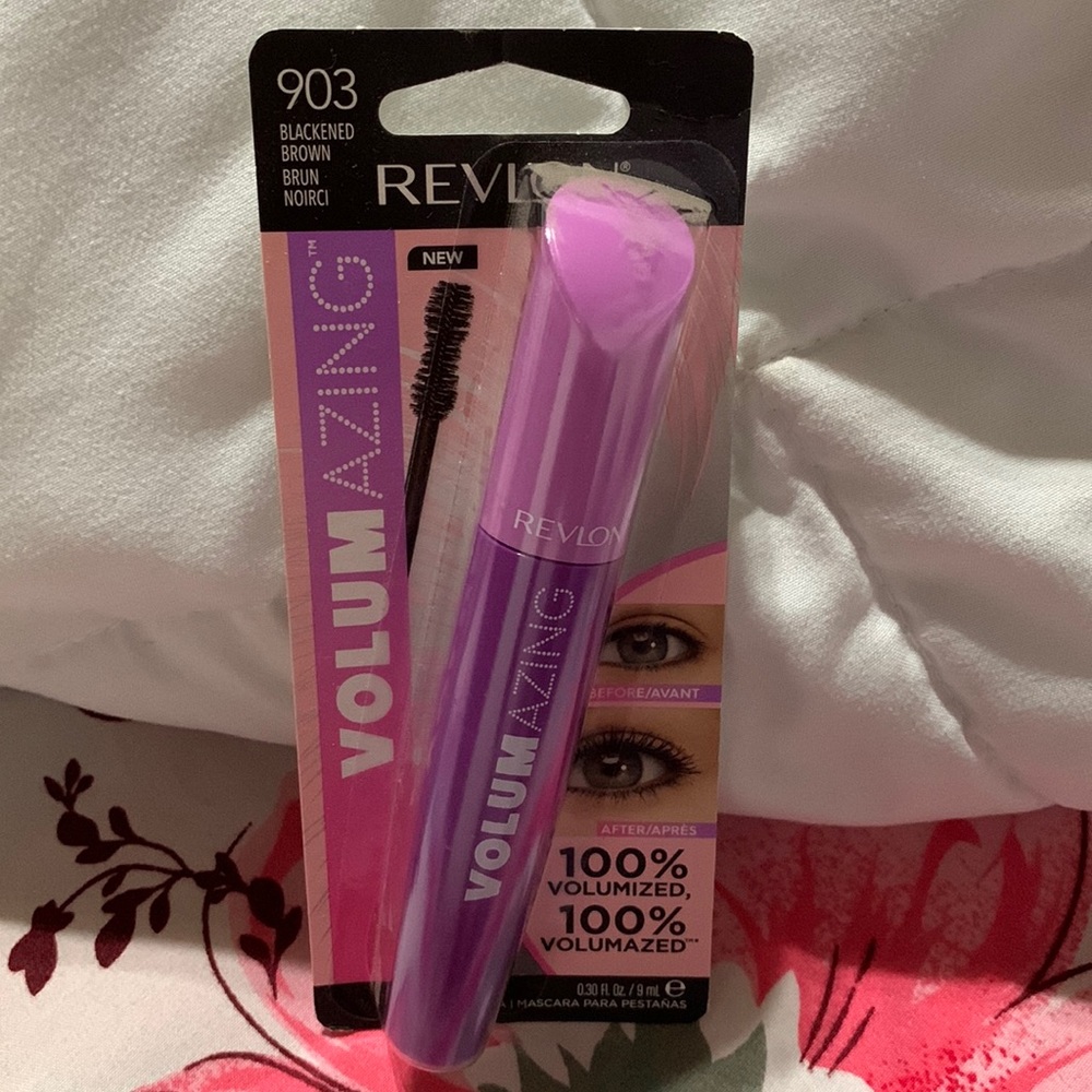 NEW Revlon Volumazing Mascara volume Is In 903 Blackened Brown 0.30 oz - Picture 3 of 3